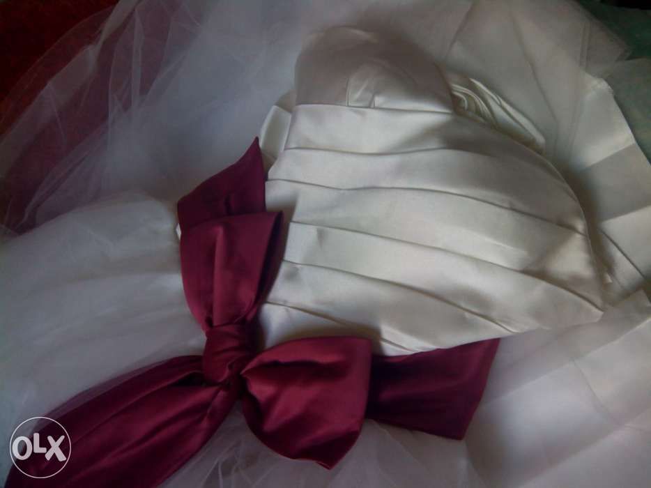 Новое шикарное платье