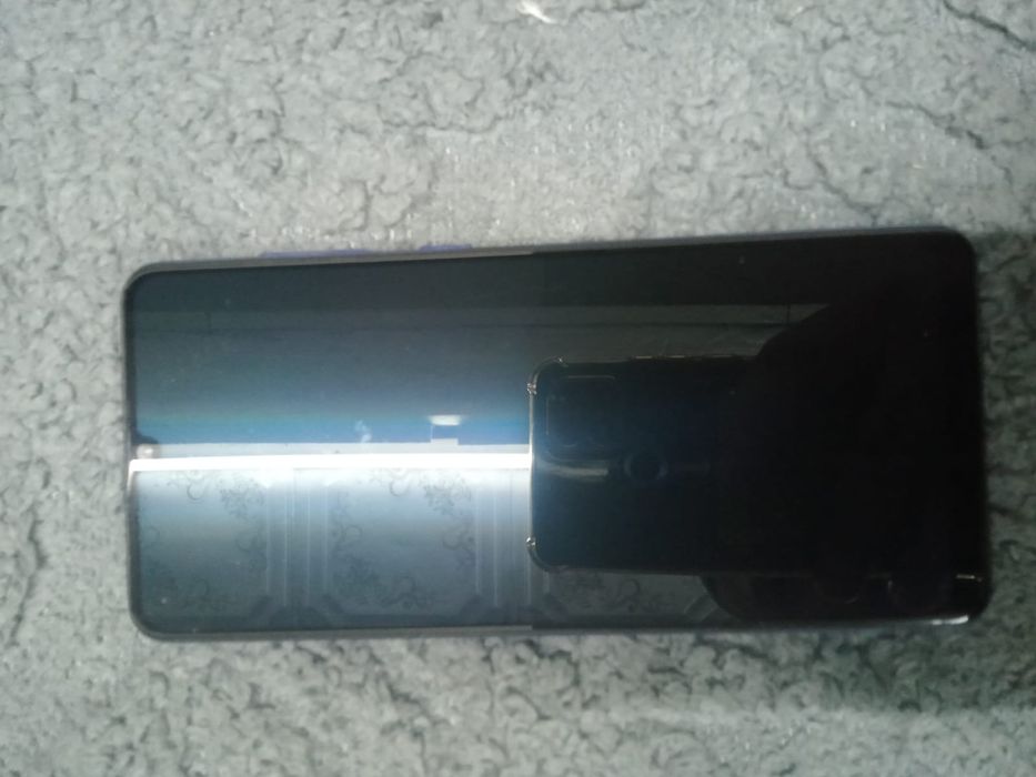 Продам Samsung A31