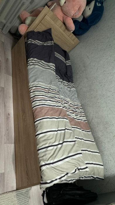 Сё хороший в стекле разбита не силно