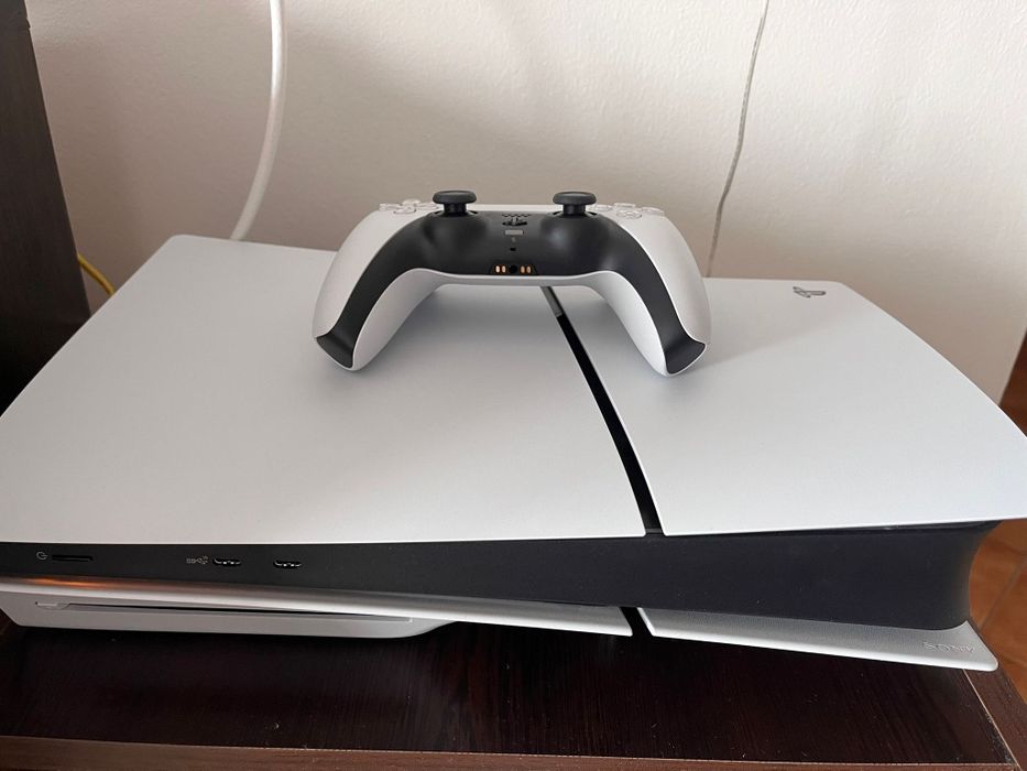 Vand Ps 5 design slim