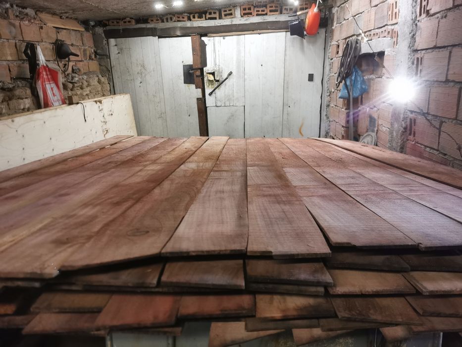 Тънки дъски (ламперия) червена секвоя