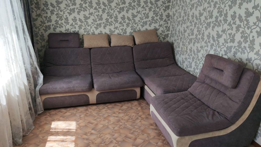 Продам диван срочно