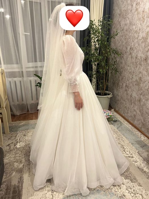 Свадебное платье