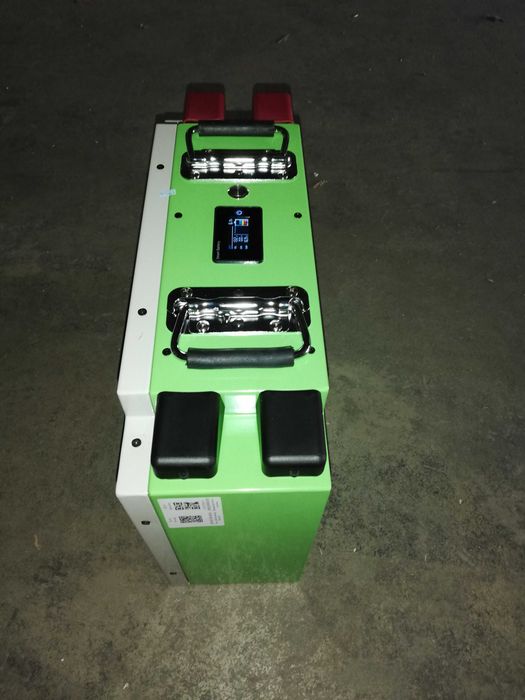 Baterie litiu Lifepo4PO4 12V – 200Ah smart BMS