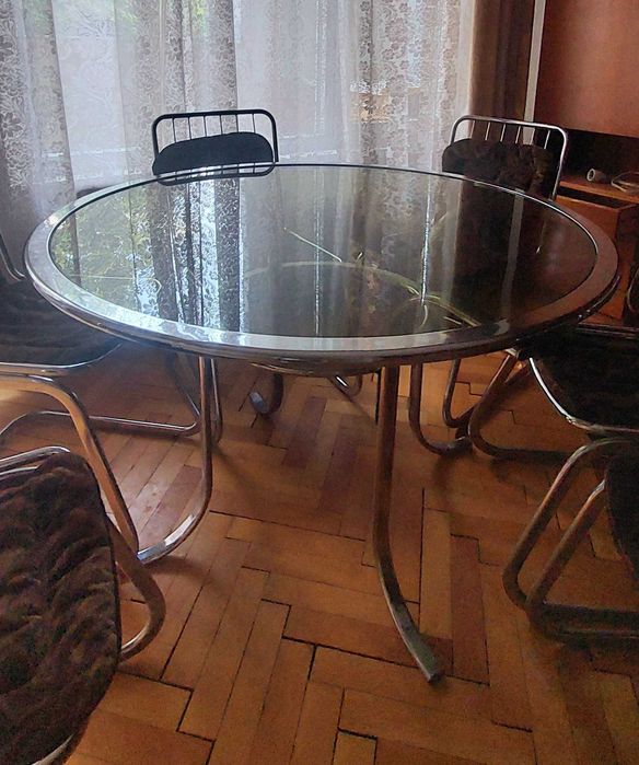 Маса със 6 стола комплект