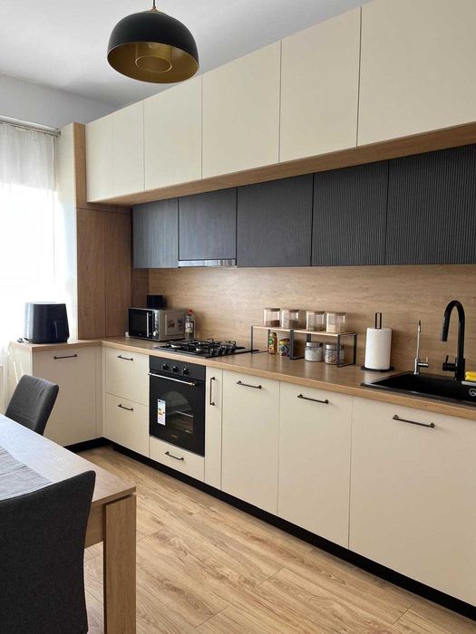 Vanzare apartament 3 camere