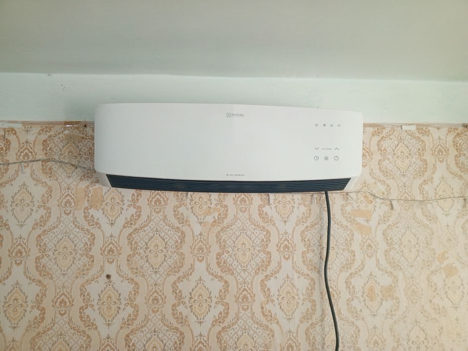 Обогреватель Electrolux