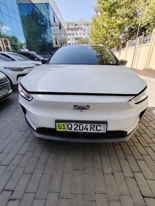 Geely geometry 2024 sotiladi