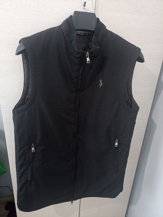 Продам жилетку от SAJDA