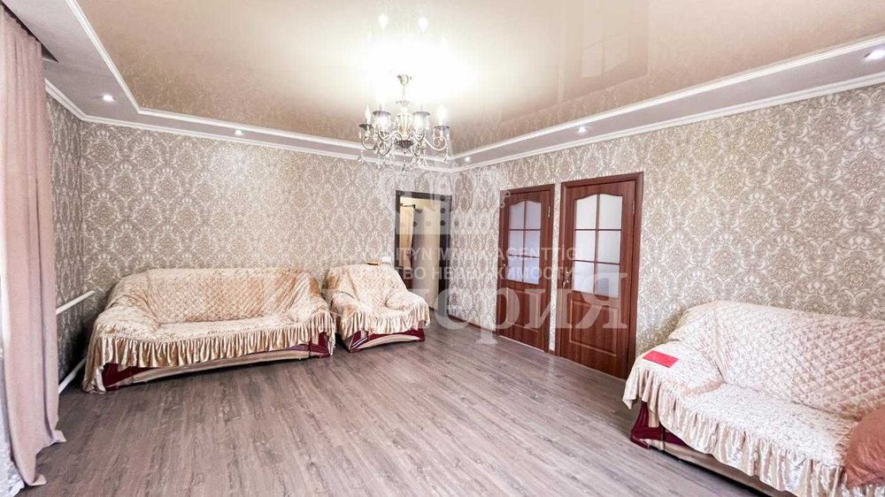 Продается частный дом в центре Наримат Империя