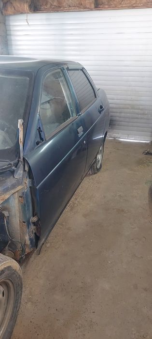 Продам запчасти ваз 2110