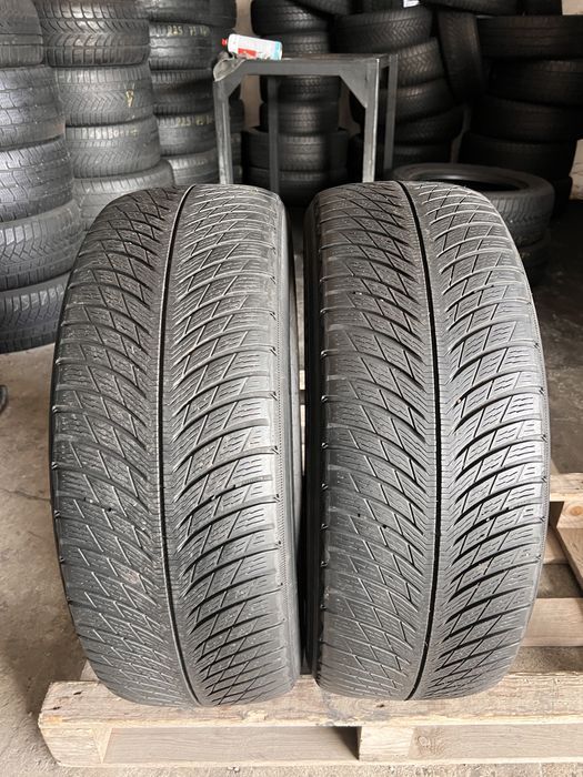 2 anvelope iarna 235/55/19 , michelin !