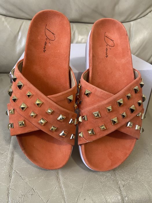 Di ' Nuovo - дизайнерски дамски чехли