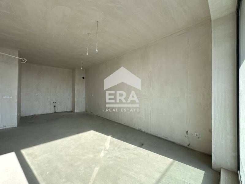 Двустаен южен апартамент за продажба, с морска панорама, в новопострое