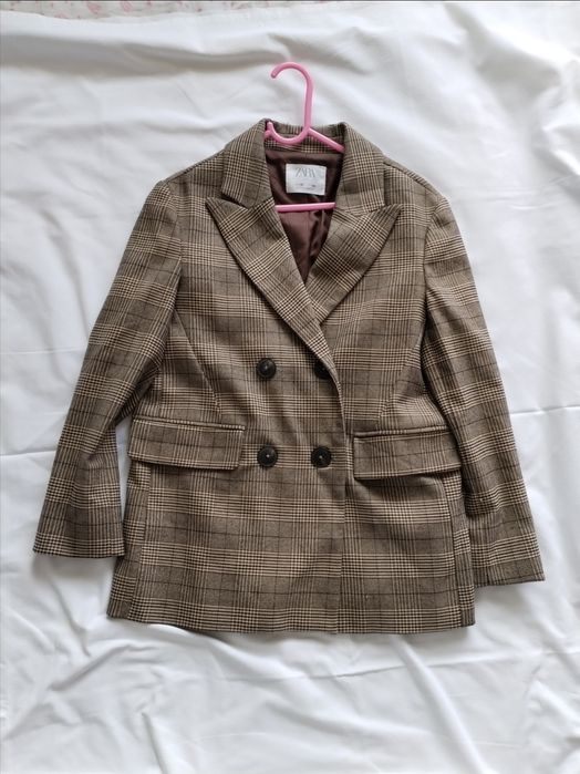 Paltoane și gecute Zara