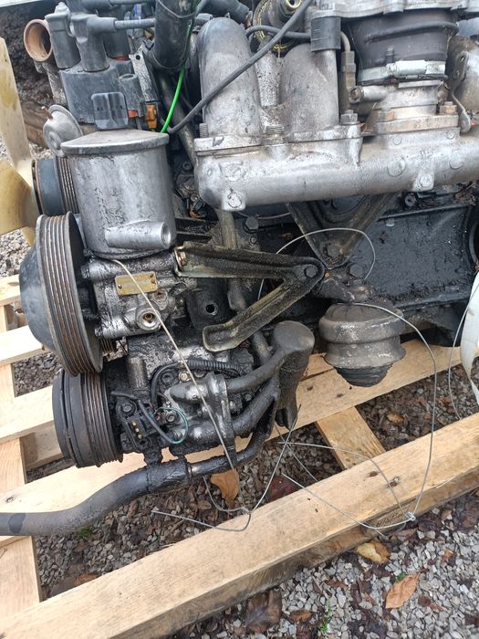 Части за Мерцедес 124