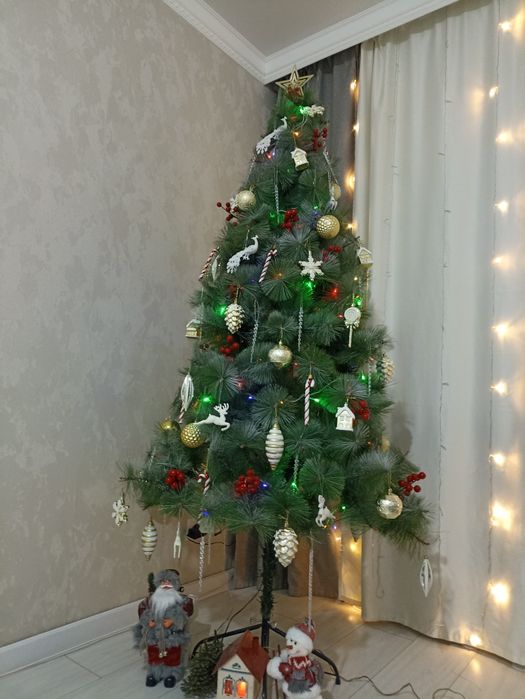 Ёлка искусственная