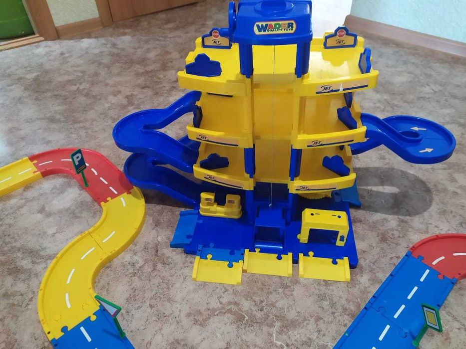 Детский конструктор WADER гараж дорога