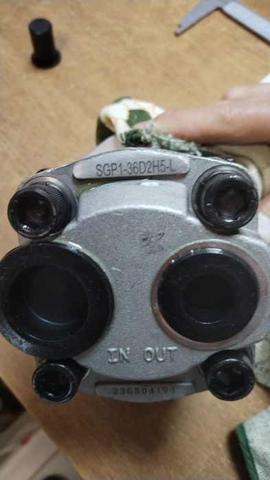 Насосы на Манипулятор кму