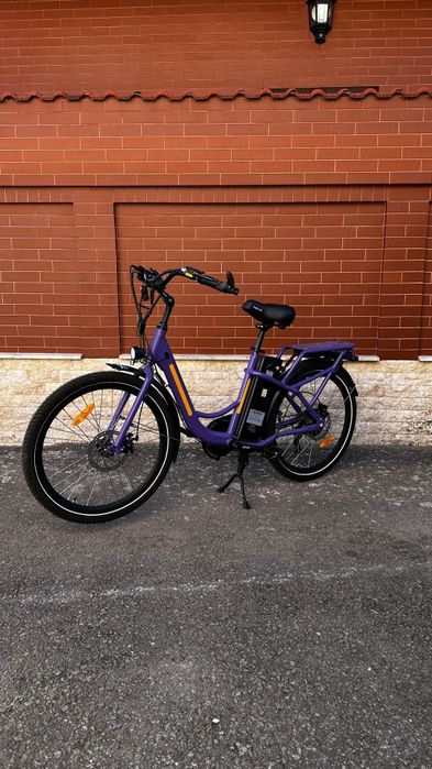 De vanzare bicicleta electrica