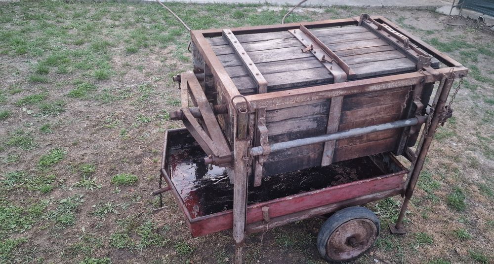Presa pentru struguri