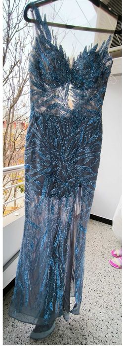 Официална рокля Абитуриентска рокля нова