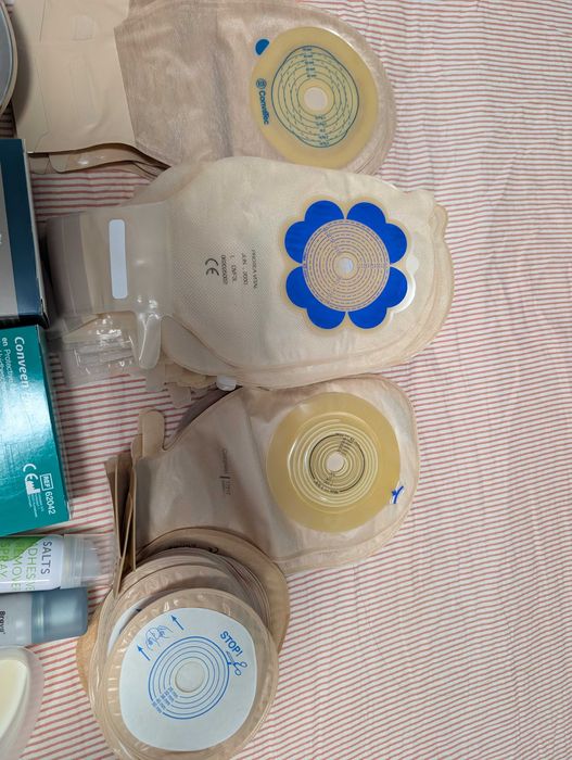 Pungi colo/ileo stoma + kit îngrijire