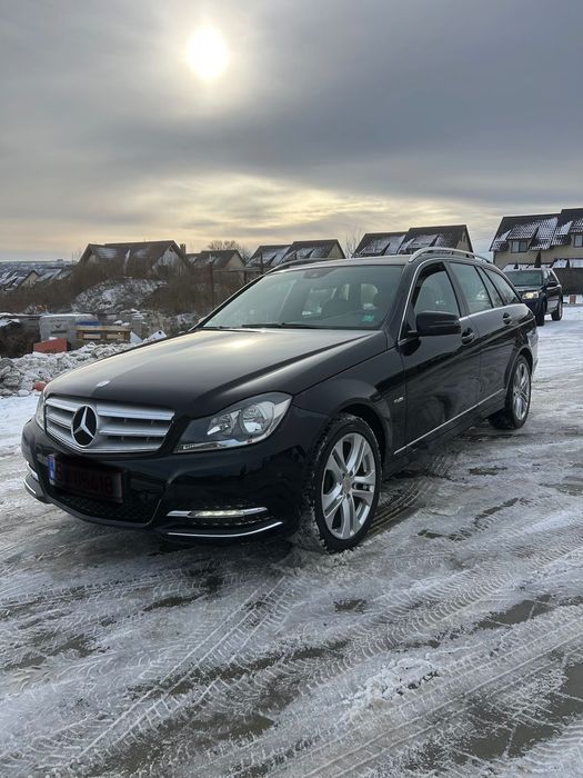 Mercedes benz c200 2011