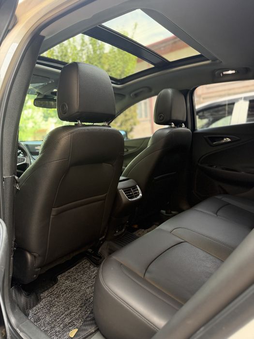 Chevrolet Malibu 2
