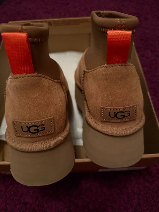 Ugg Mini Dipper marimea 39