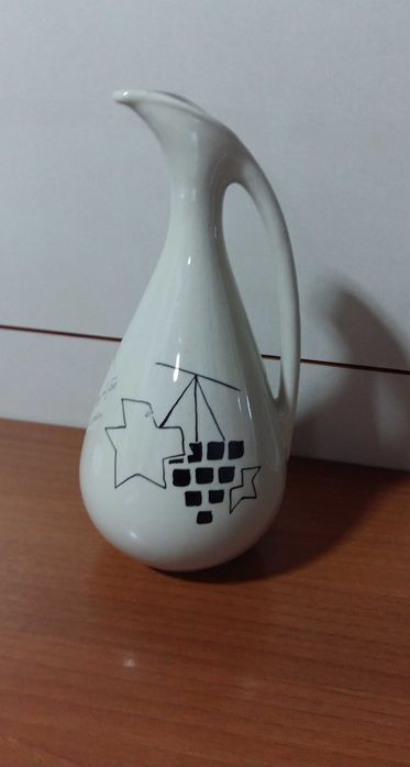 Продам советский кувшин с гравировкой