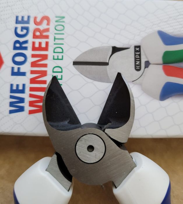 Cleste Knipex Editie Limitata