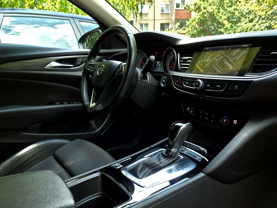 Opel Insignia Grand sport  1.6 CDTI