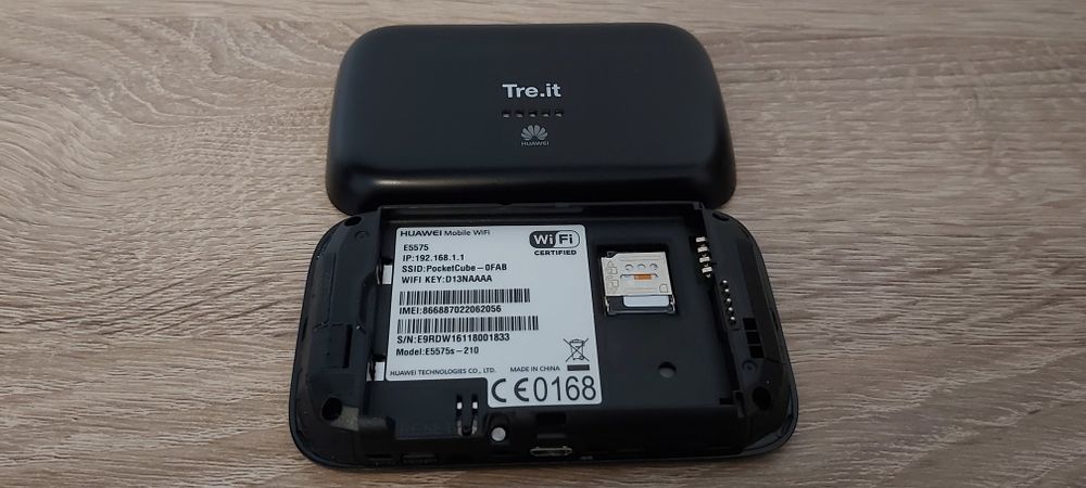 MODEM 4G - Huawei E5575s-210 decodat