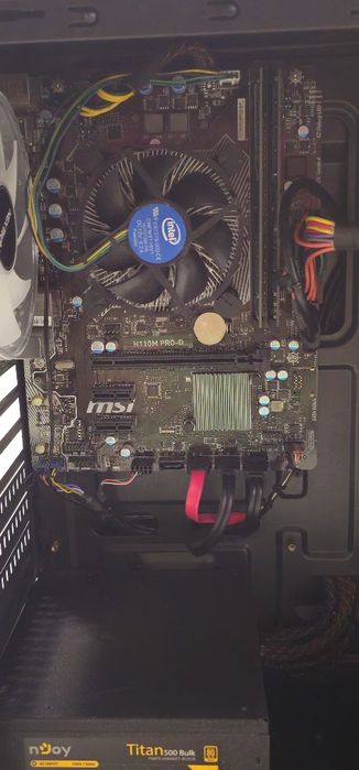 Vând PC + placă video (nefuncțională)