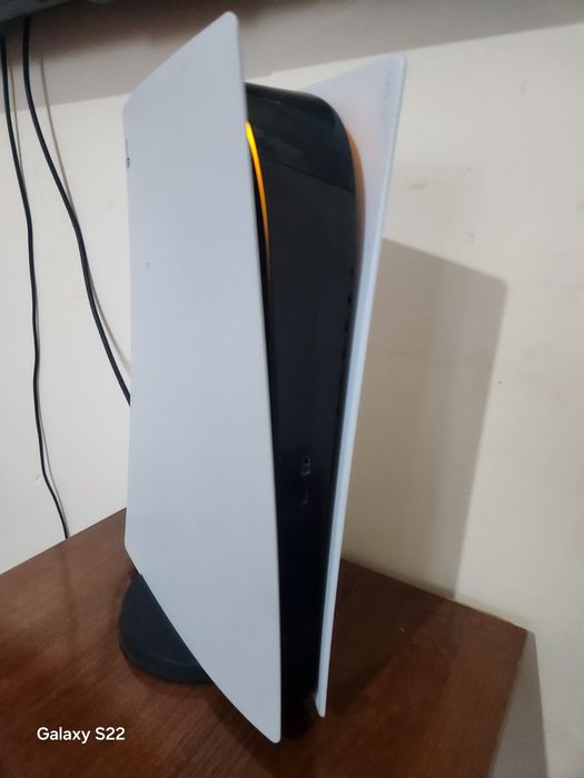 Play Station 5 сотилади без дисковод