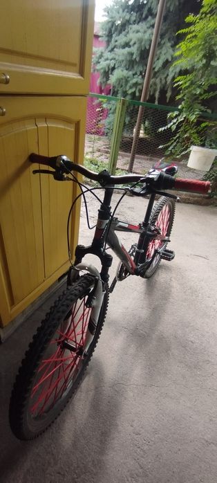 Велосипед Trek MT220