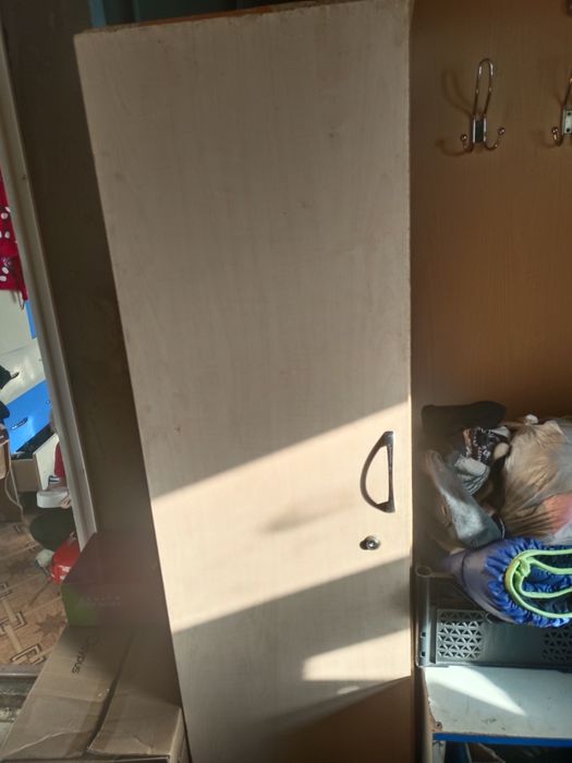 Отдам бесплатно мебель