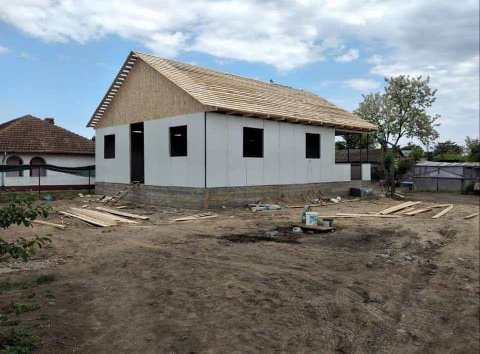 Vând, execut case modulare
