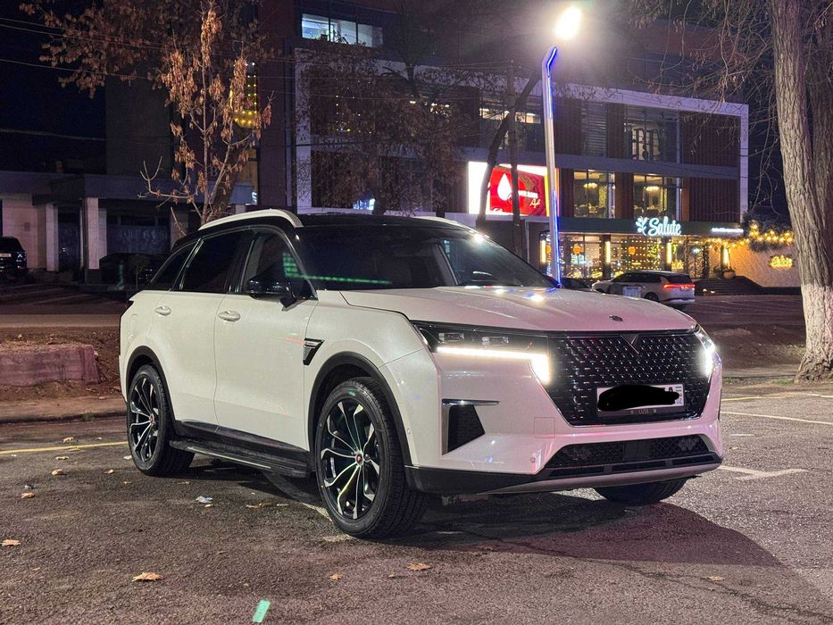 Dongfeng Nissan Venucia Star