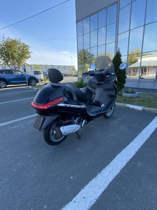 Scuter Piaggio 200 x8