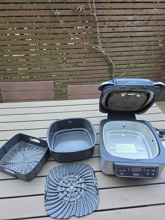 Gratar electric Foodi Ninja AG301EU