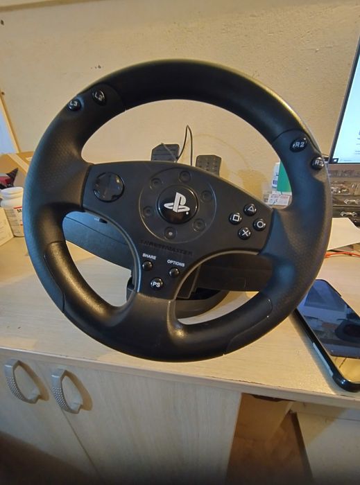 Thrustmaster T80 волан + педали | За PS4 / PS3 | Отлично състояние