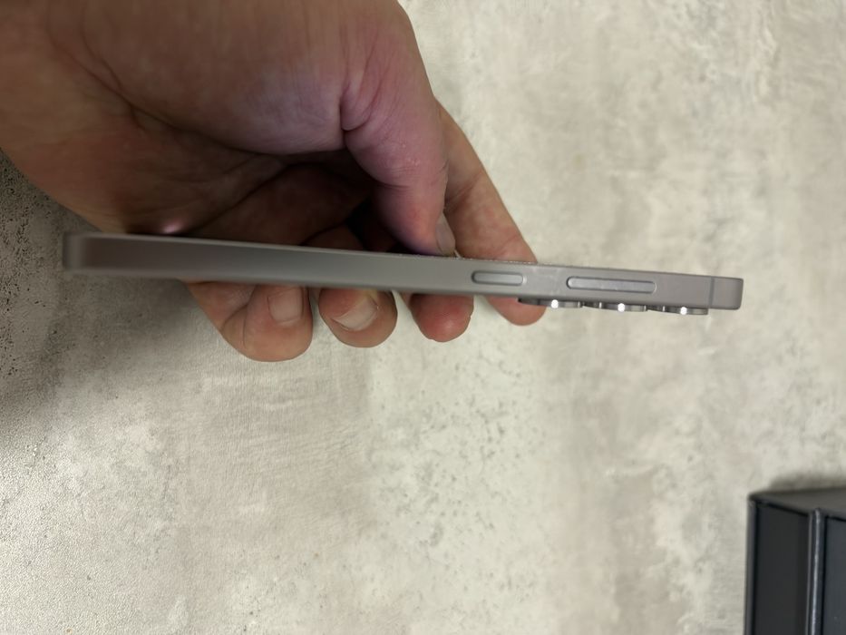 Продам samsung s25 256g