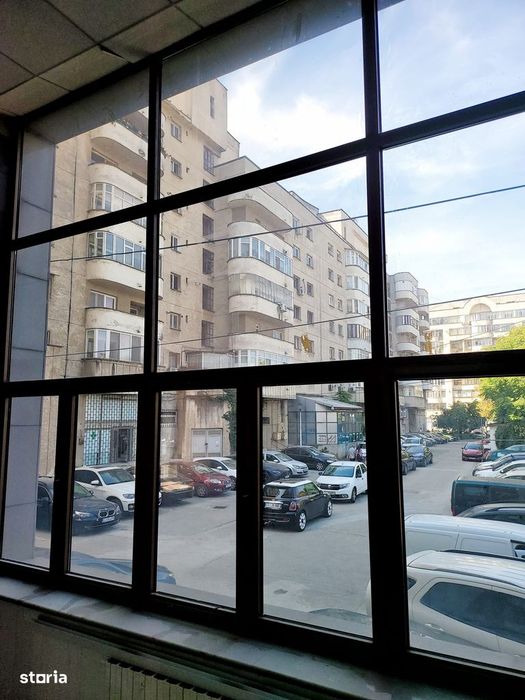 Spațiu Piața Centrală