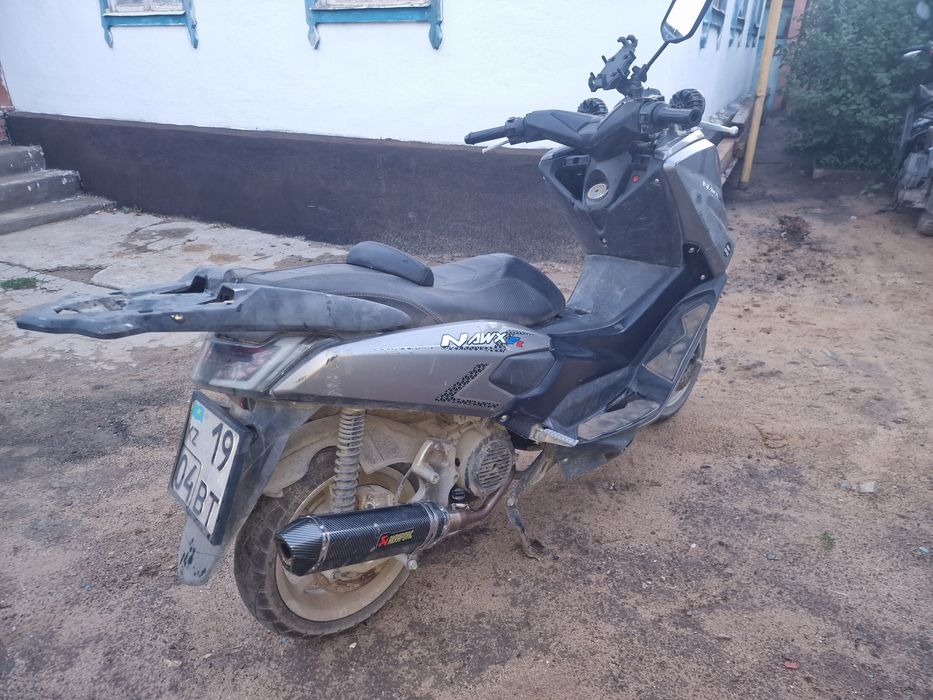 Скутер N max 150 к