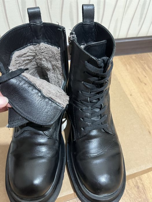 Кожаные зимние ботинки