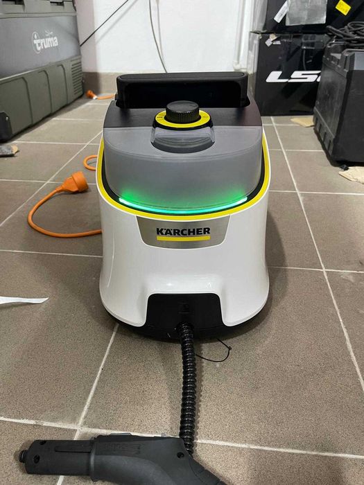 Aparate de curatat cu abur Karcher SC 4 Deluxe, 1.513-460.0, 2000W, 3.5bar, incalzire 4 min, Alb/Negru