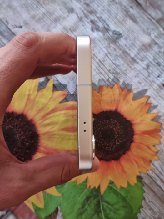 Samsung 24 plus  256/12