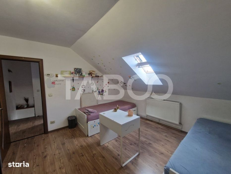 Apartament intabulat 3 camere 65 mp cu balcon zona linistita — fotografia 3